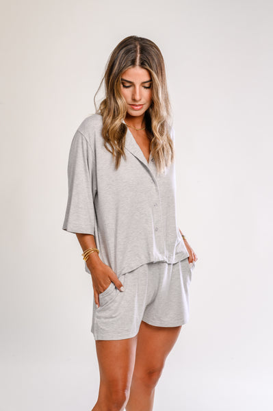 Magrit Short Set Milk　2-3y Magrit Short Set Milk 2-3y AtlasShort5NavyModelB1.png?v=